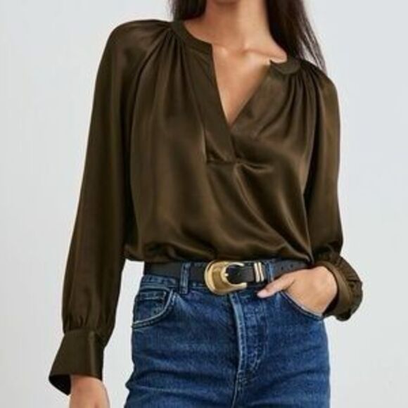 Rails Wynna Top in Dark Moss Extra Small XS - Picture 1 of 7